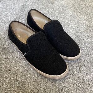 TOMS Black Felt Clemente Flat Slip On-Women’s Size 8.5